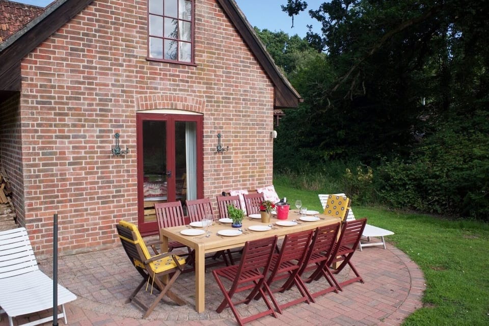 Al Fresco dining