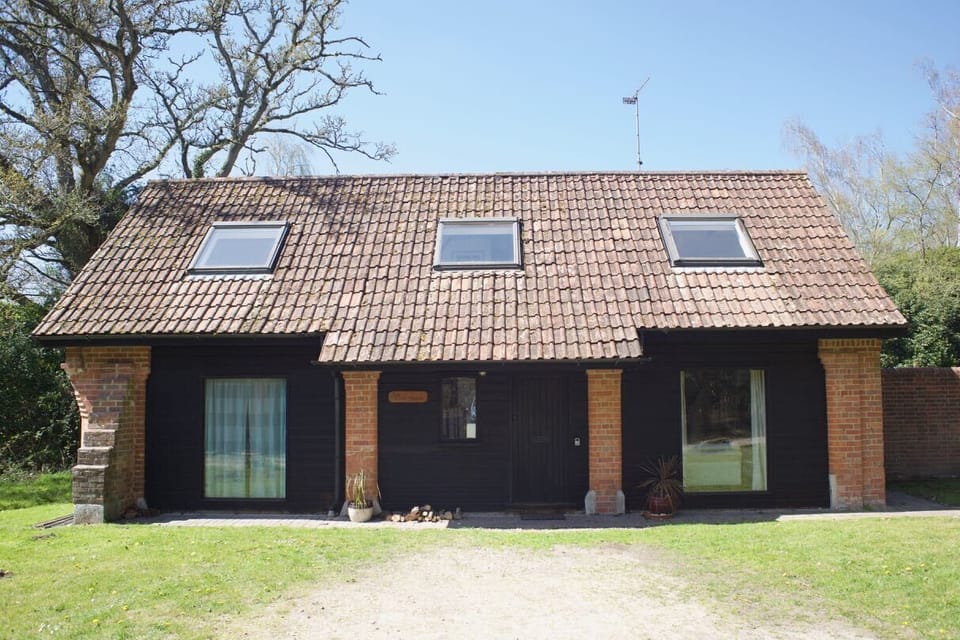 Front elevation house