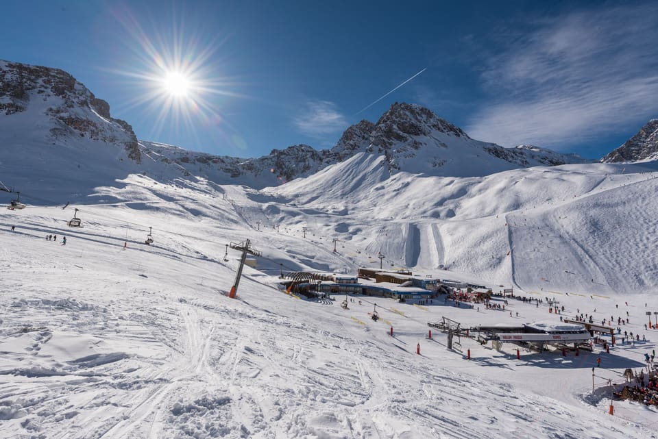 Snow and ski sports