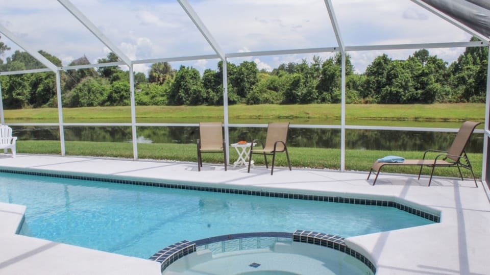 Full Pool View