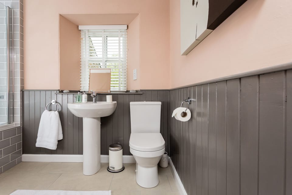 ground floor bathroom
