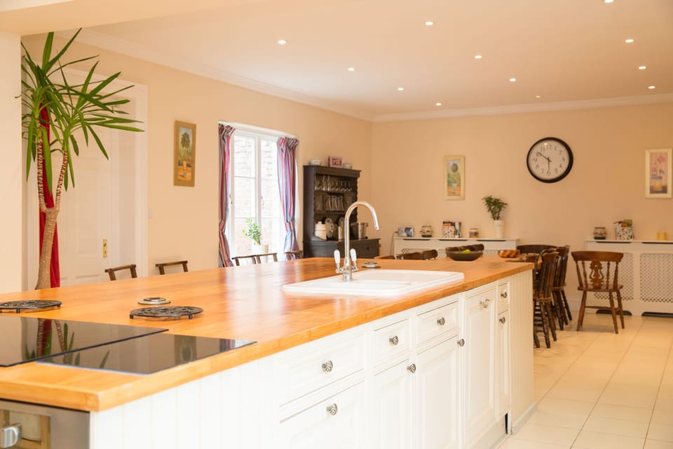 Huge Dining Kitchen