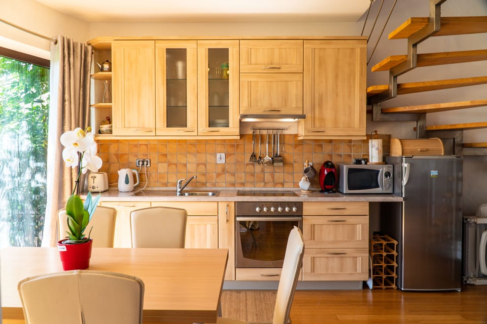 Well equipped kitchen