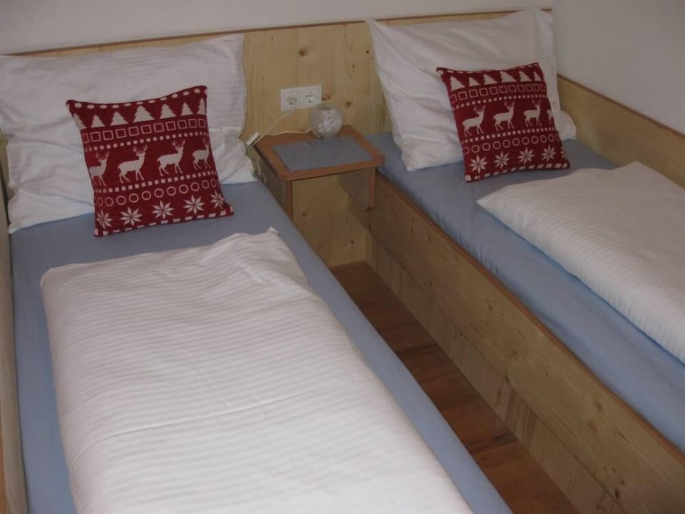 Bedroom (Apartment Dachstein)