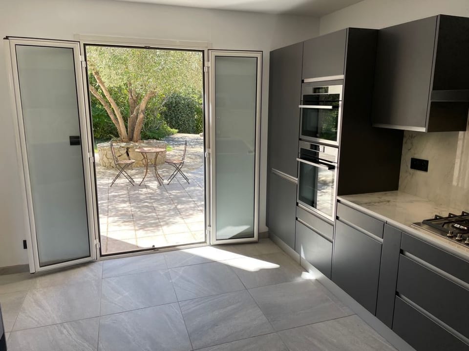 Ground floor bathroom 