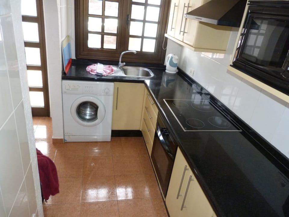 kitchen with washing machine