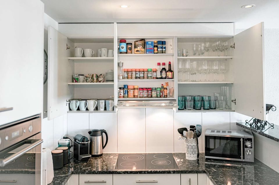 Kitchen Cabinet