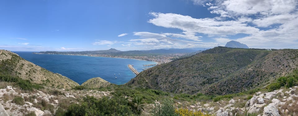 Hill walk along Cap Sant Antoni