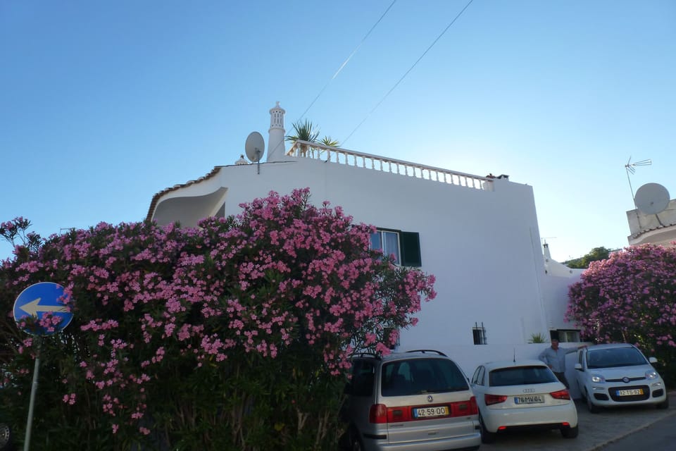 Side view with parking.