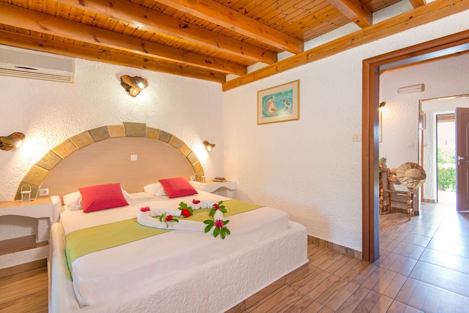 master bedroom in closed type bedroom