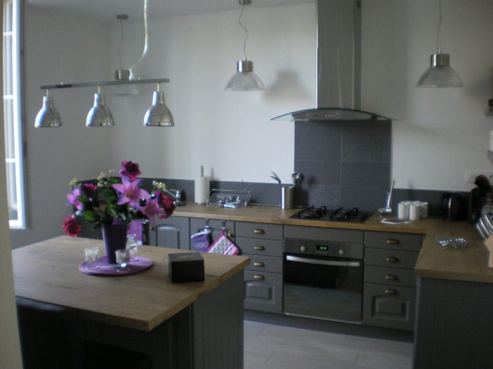 Kitchen with views over the River Lot