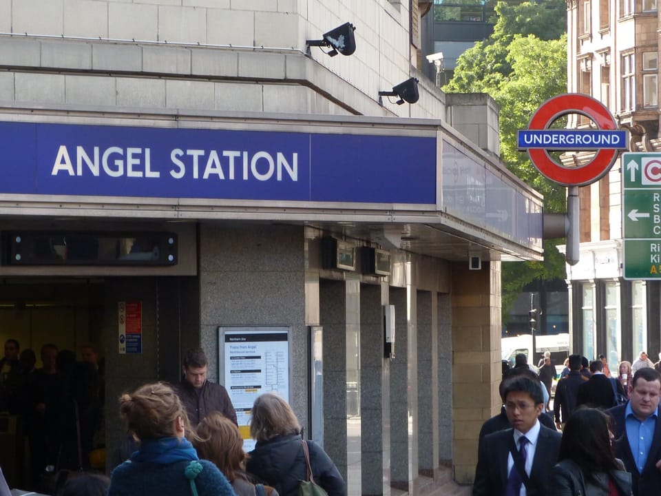 7 MINUTES WALK TO ANGEL STATION, Islington