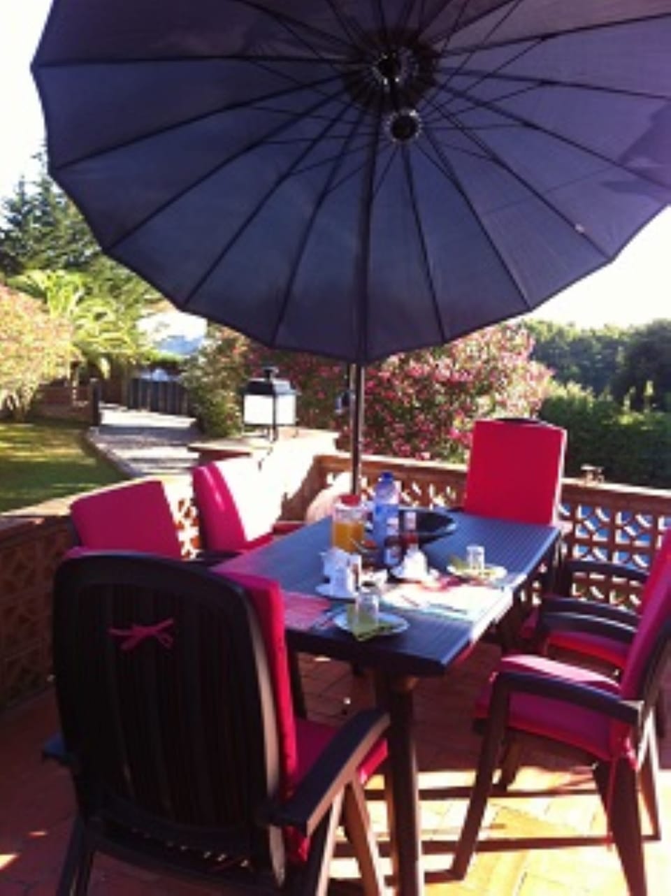 Al fresco dining