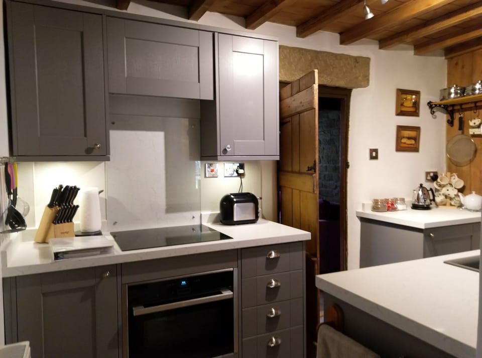 Cottage kitchen
