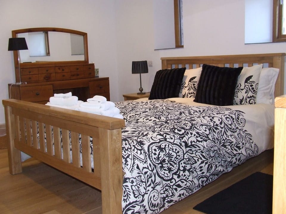 The Master bedroom .with a 5ft King size bed