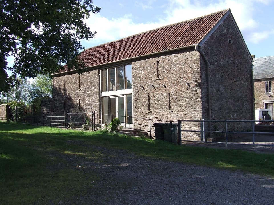 The front of Yew Tree Barn looking from the common outside the farm.