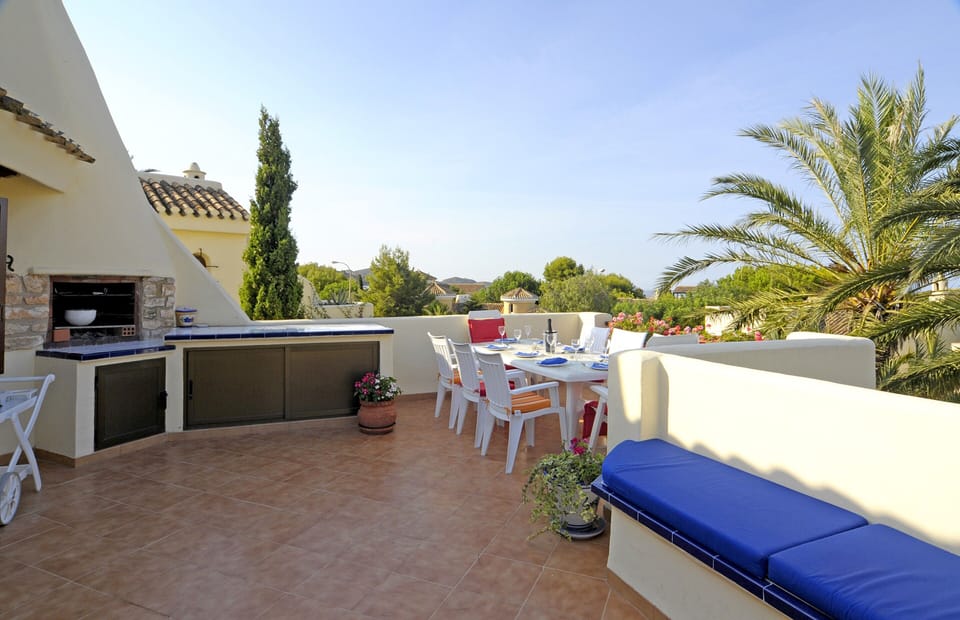Terrace  with built in barbecue
