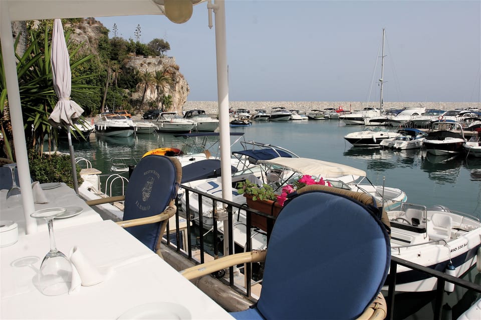 Marine del Este , Nearby harbour 7 minutes  drive away