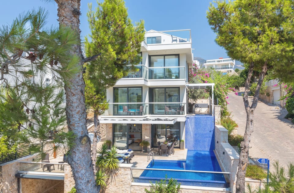 Villa Arcadia in Kalamar Bay