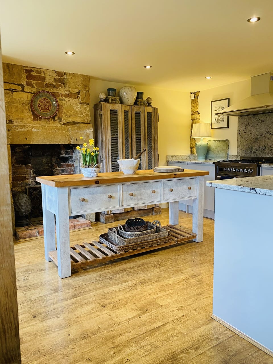 Fully equipped kitchen