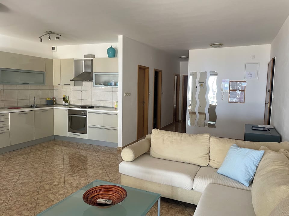 Living Area - Spacious multifunctional space