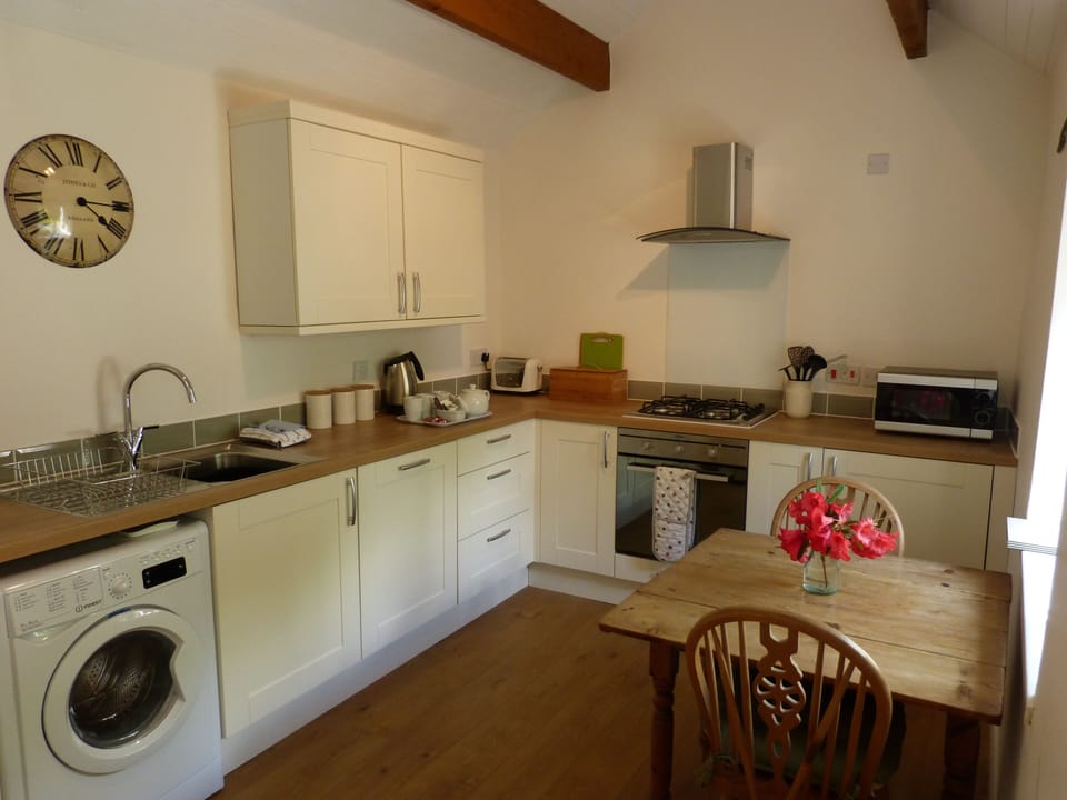 Fully equiped kitchen.