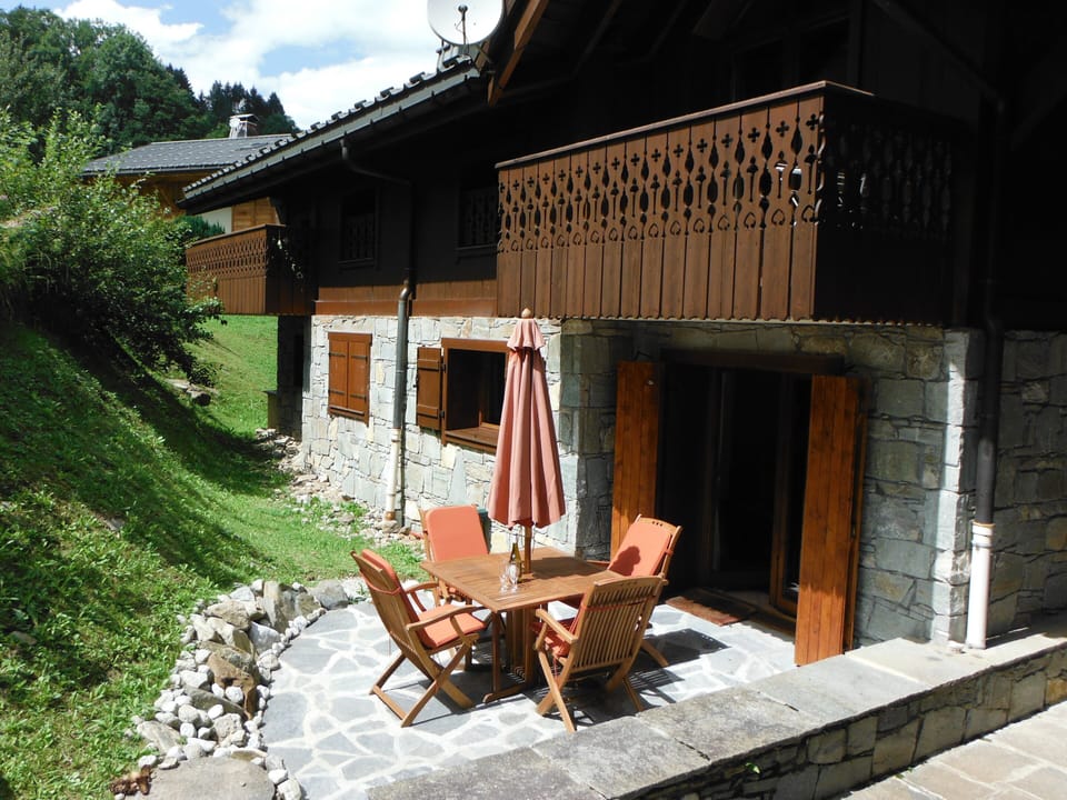 Apartment's terrace in summer.
Appartements terrasse en été.