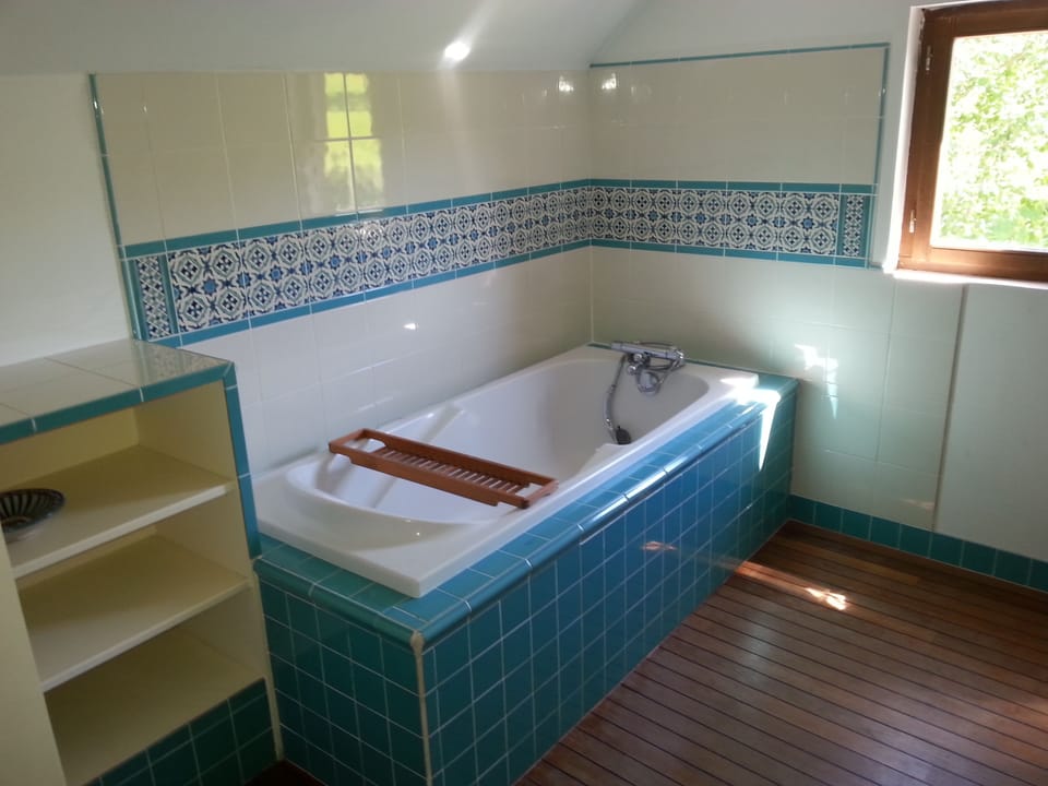 Upstairs bathroom