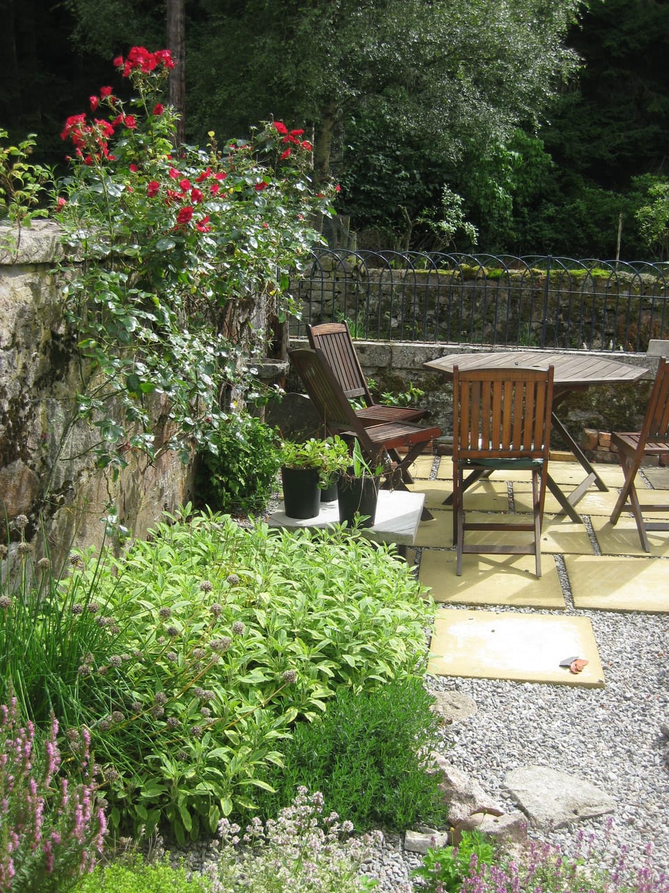 garden seating area