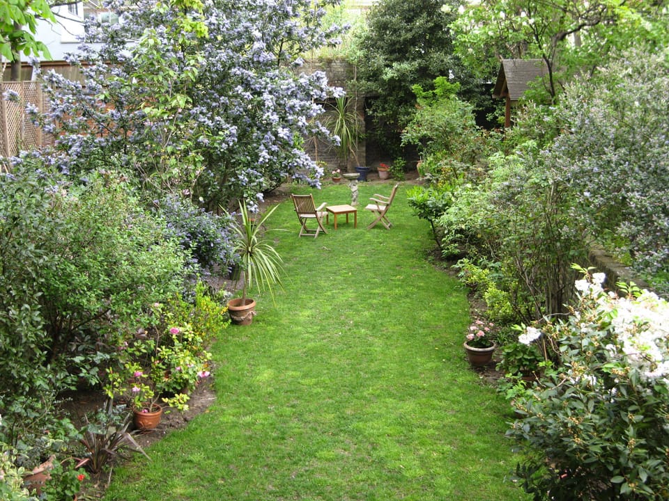 Beautiful 100ft garden