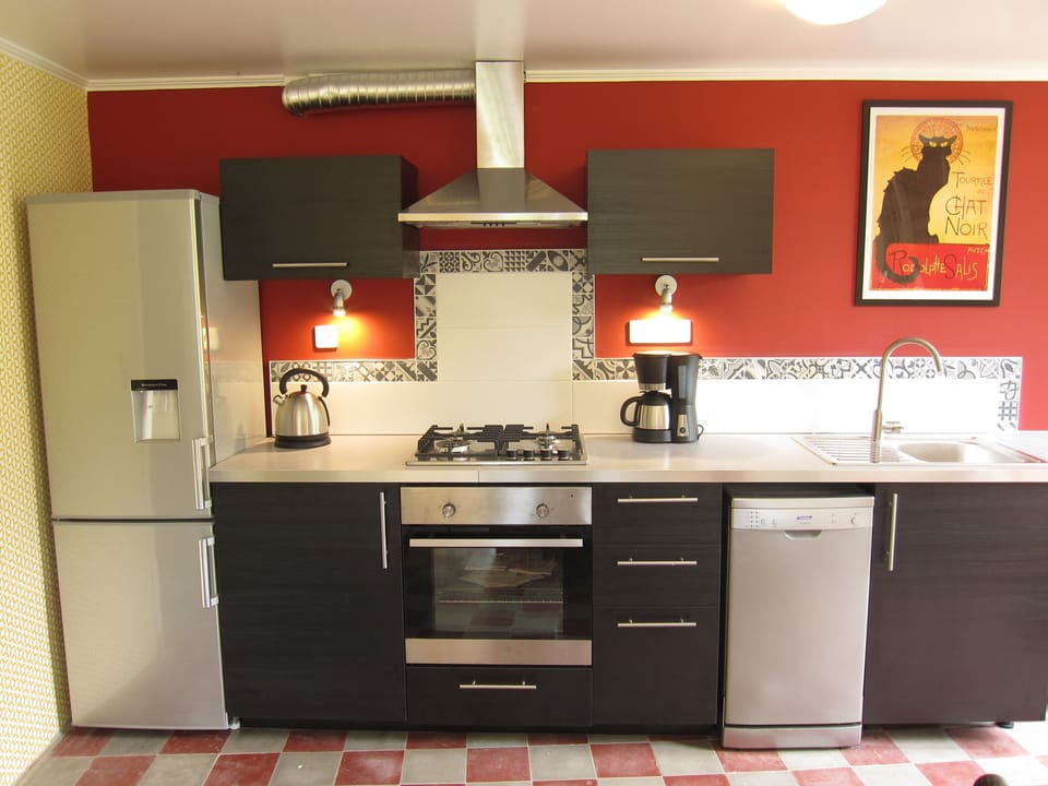 fully fitted and equipped kitchen