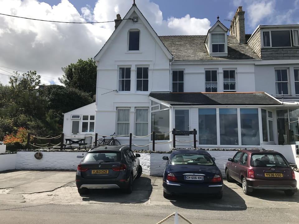 The front of Seapoint - Jolly Boat is on the second floor at the back