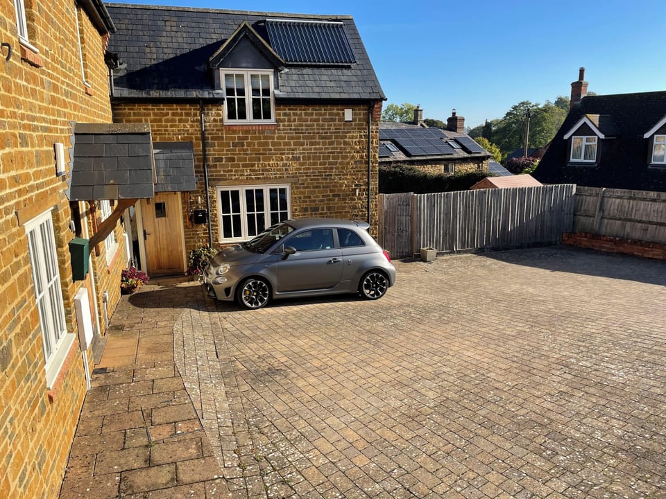 Private courtyard parking. 
