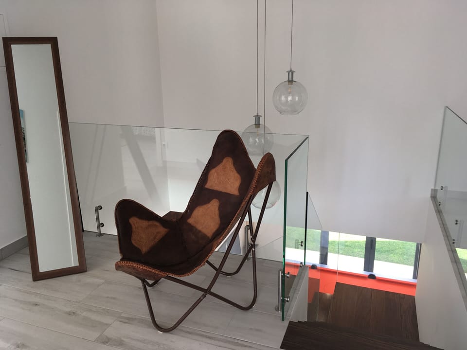 1st floor landing