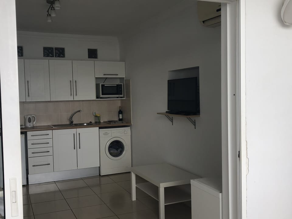 Washing machine. Hob. Mini oven 