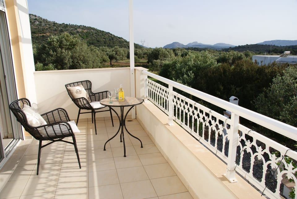 Retsina on the balcony
