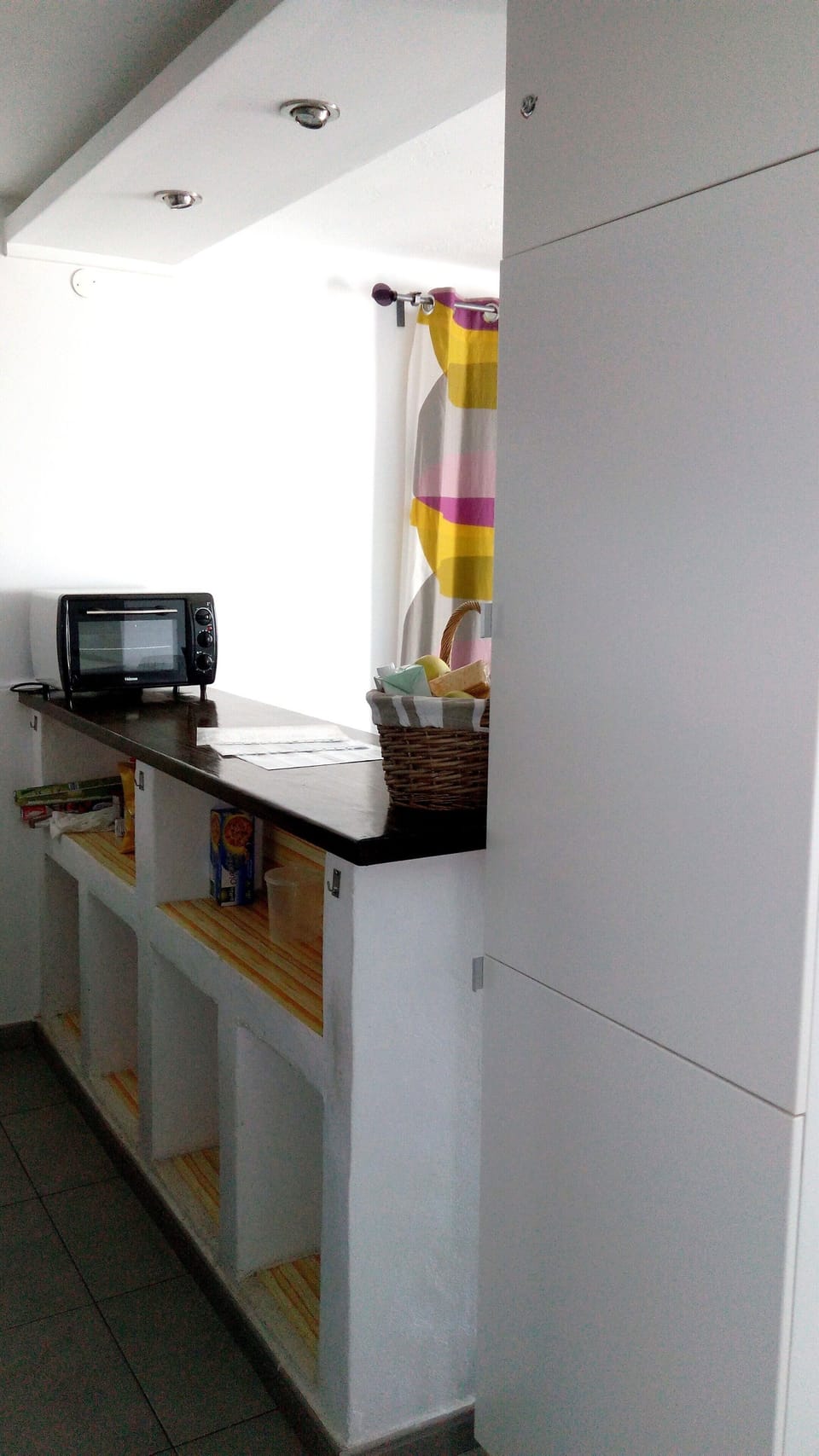 Small oven and freezer with fridge on the top