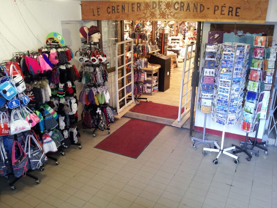 Gift shop