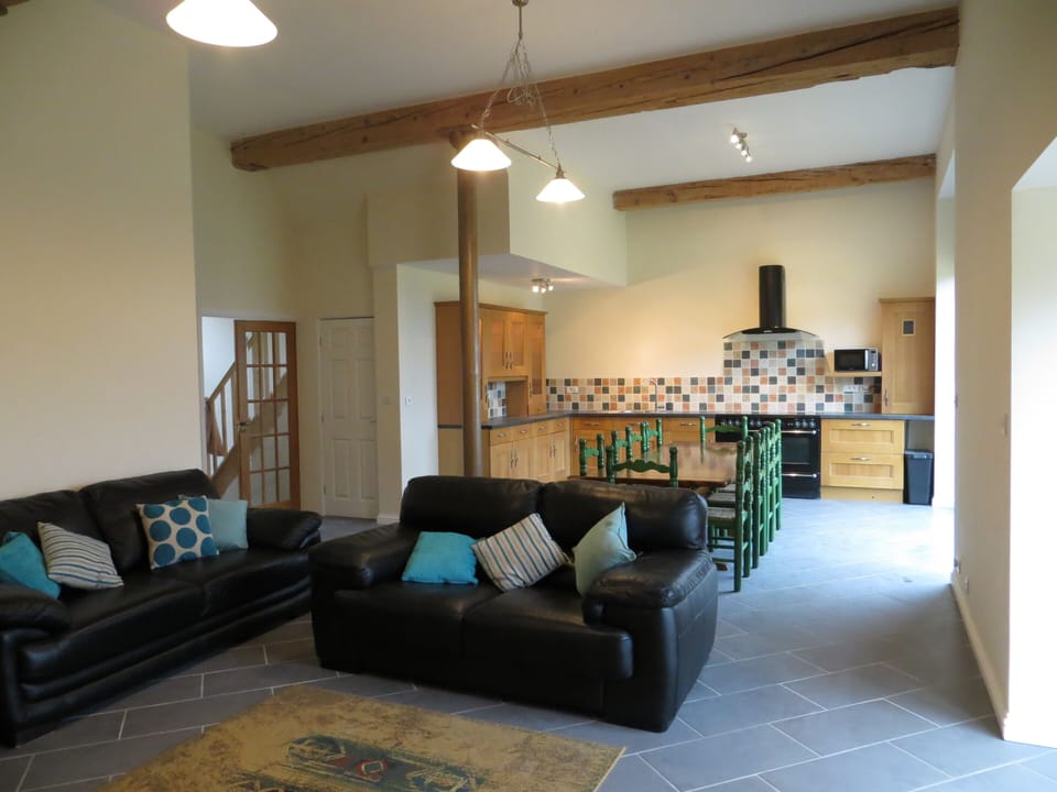 Light and airy downstairs which opens onto south facing terrace