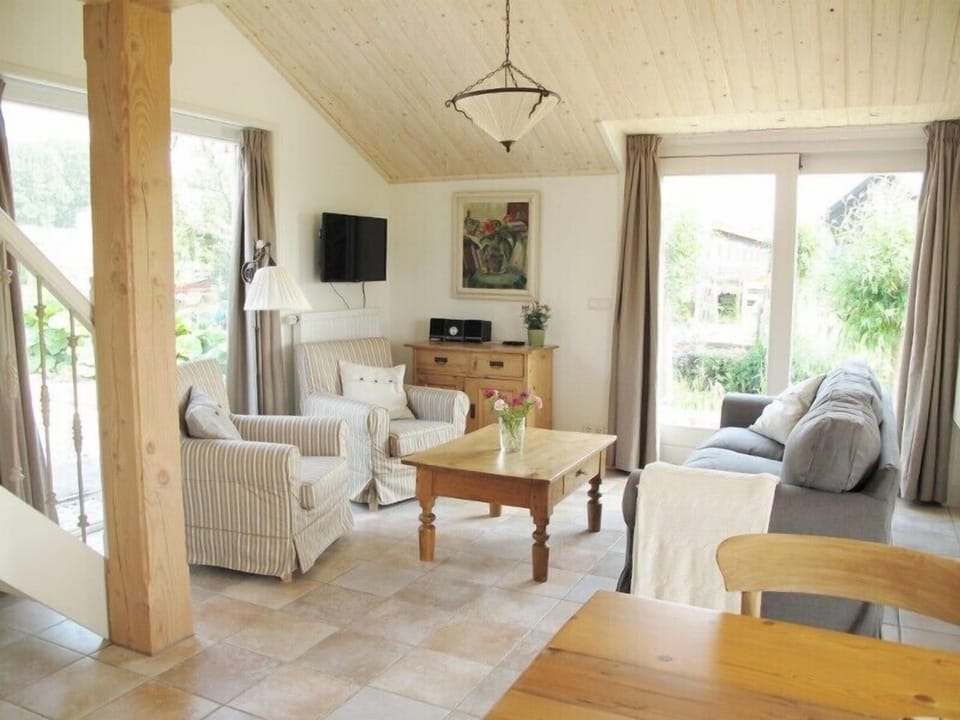 The lounging area