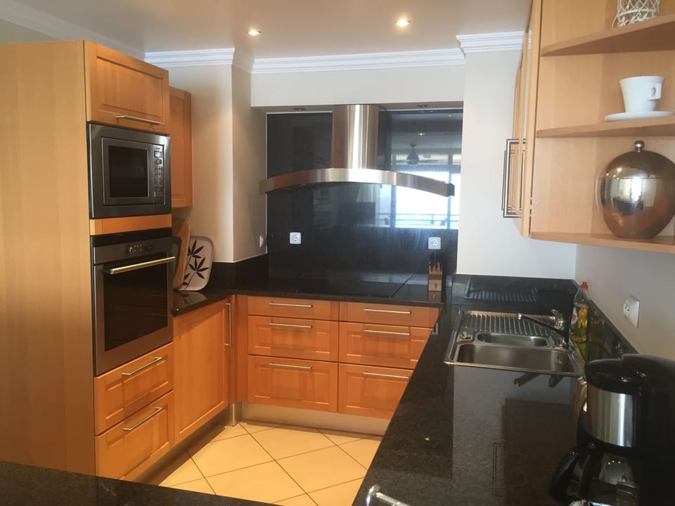 Well equpped & modern kitchen