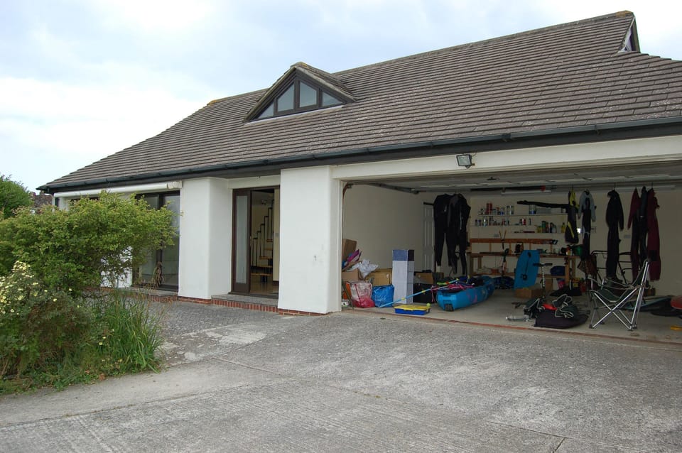 The annex:games room, garage, double + 2 sofa beds