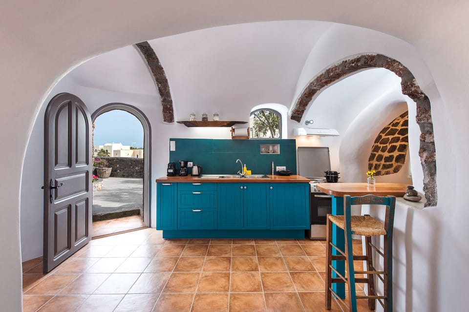 The "L" House - Kitchen