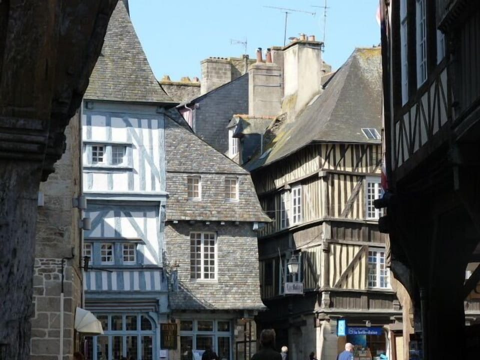 Dinan's historic centre, about a 10 minute walk from Les Tisserands