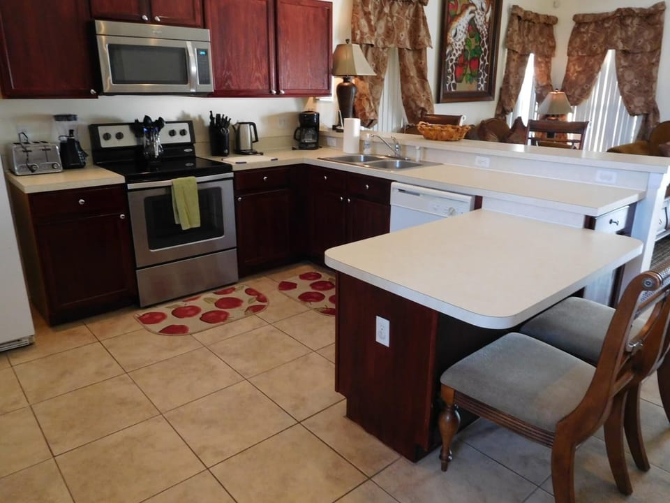 Kitchen fully equipped