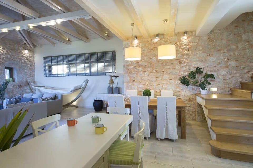 Luxury Dining room
