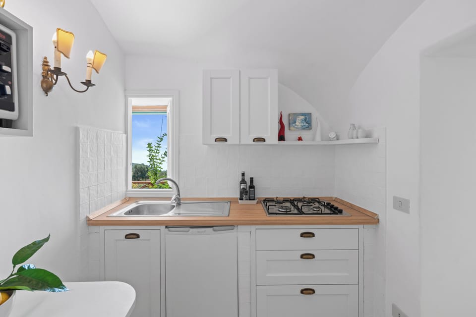 kitchen with sea view