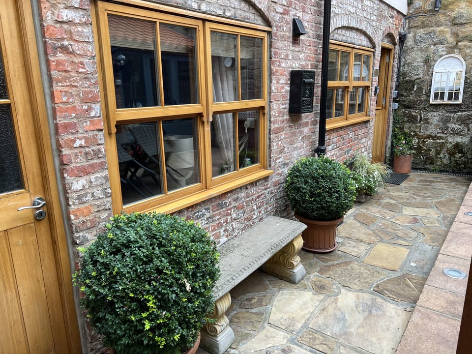 Cottage Frontage