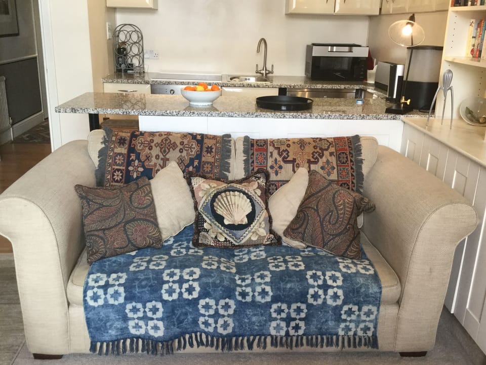 view to kitchen
