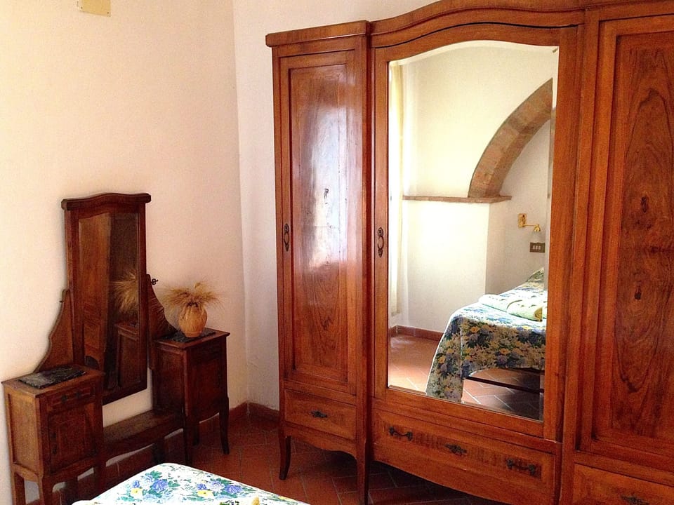 Bedroom No. 1 with private bathroom of the apartment Amelia